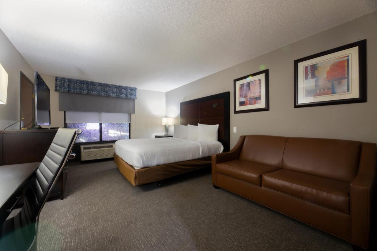 Wingate By Wyndham Atlanta Galleria/ Ballpark Смирна Экстерьер фото
